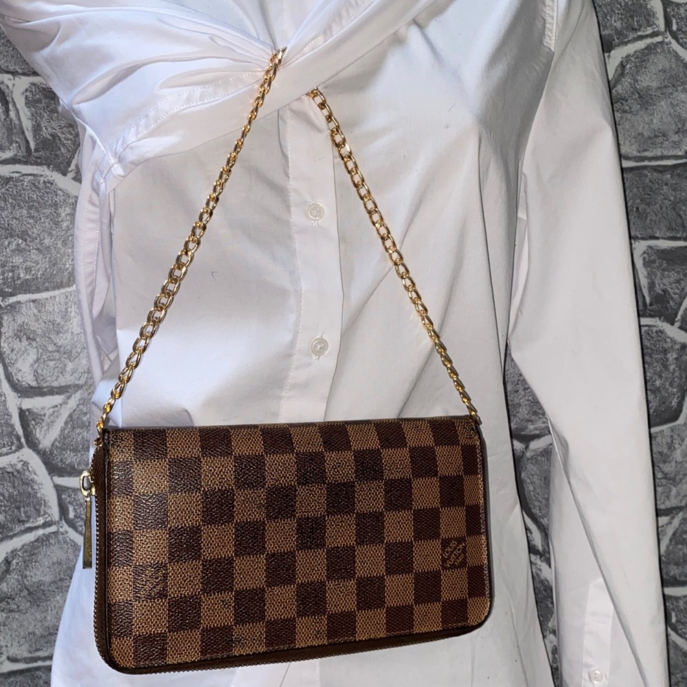 Authentic Rare Louis Vuitton Damier Organizer Zippy Wallet